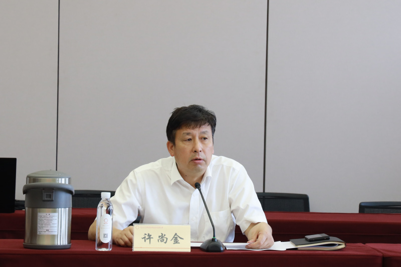 集團紀委組織召開浙江東方金融業(yè)務骨干“不想腐”機制調(diào)研座談會 許尚金.jpg